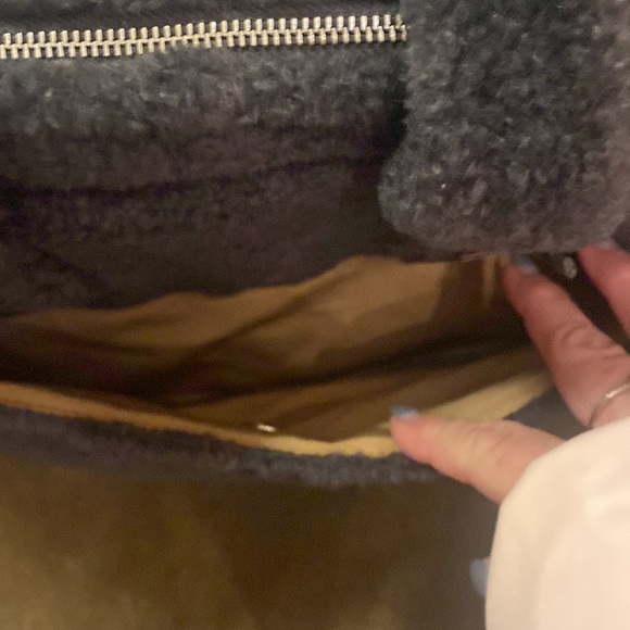 NWT Vince Camuto Fur Gray Bag 14x16 - Picture 9 of 16